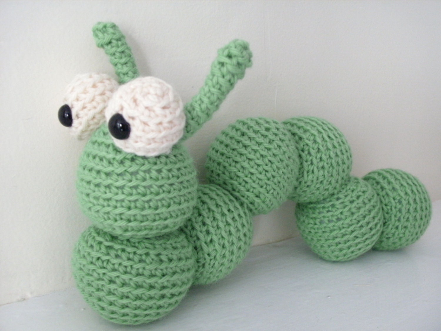 Amigurumi PATTERN: Crochet Inchworm -pdf-