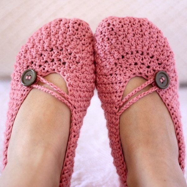 Instant download - Crochet PATTERN (pdf file) - Pretty in Pink Ladies Slippers