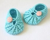 Instand download - Crochet PATTERN Baby Booties (pdf file) - Spider Slippers for baby (now includes sizes up to 24 months)