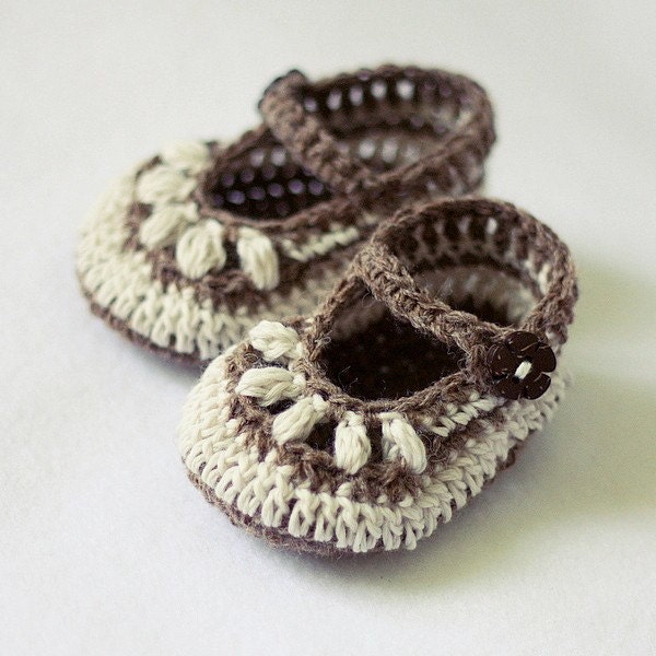 Instant download - Crochet PATTERN (pdf file) - Chocolate Baby Booties