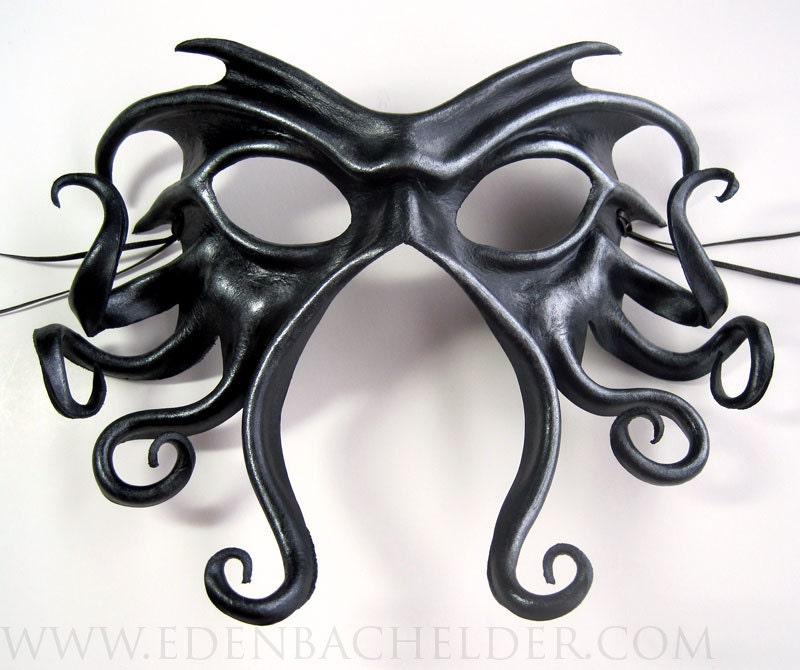 Cthulhu leather mask, hand-painted in metallic black and silver