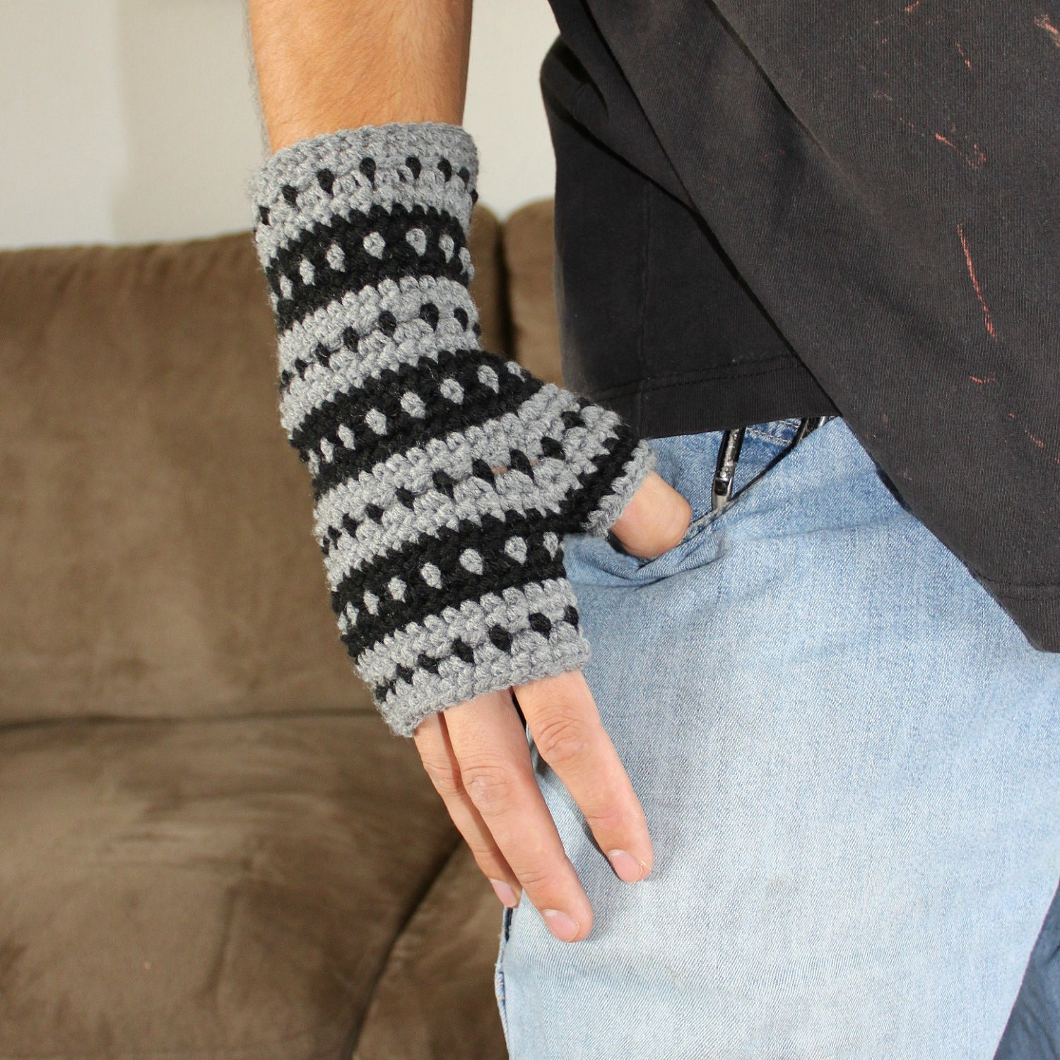 Instant Download - Crochet Pattern - AK Handwarmers (Sizes Toddler to Adult Male)