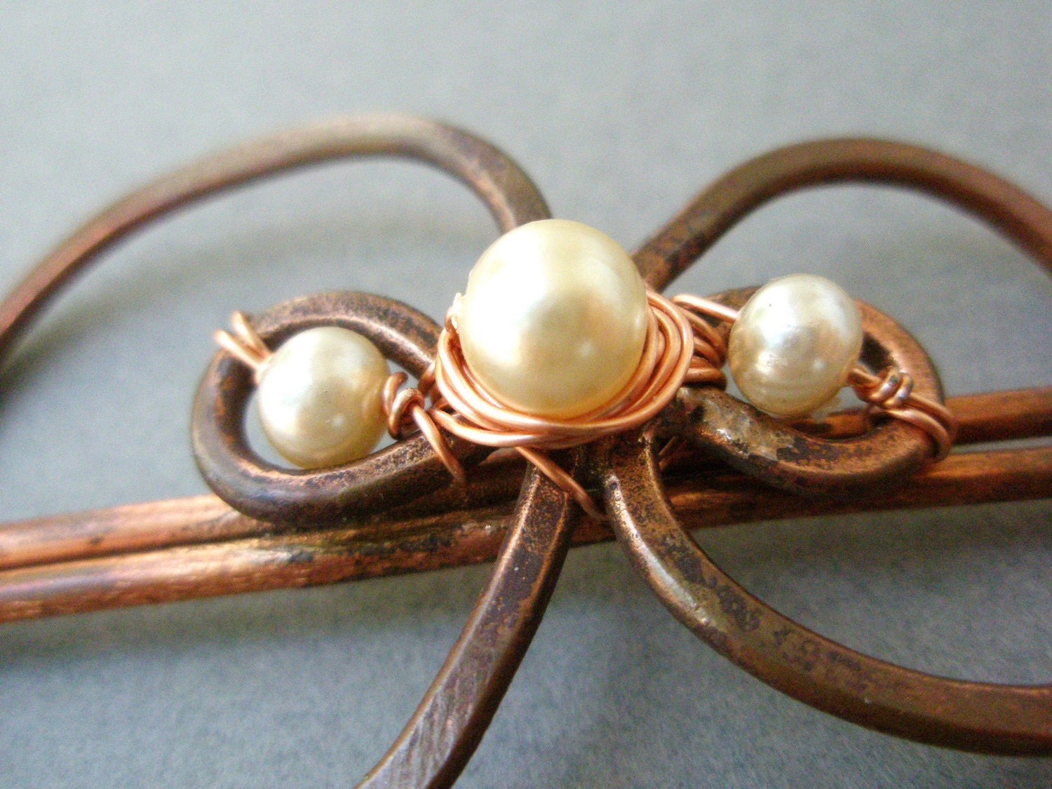 Pearly Hammered Copper Viola Barrette