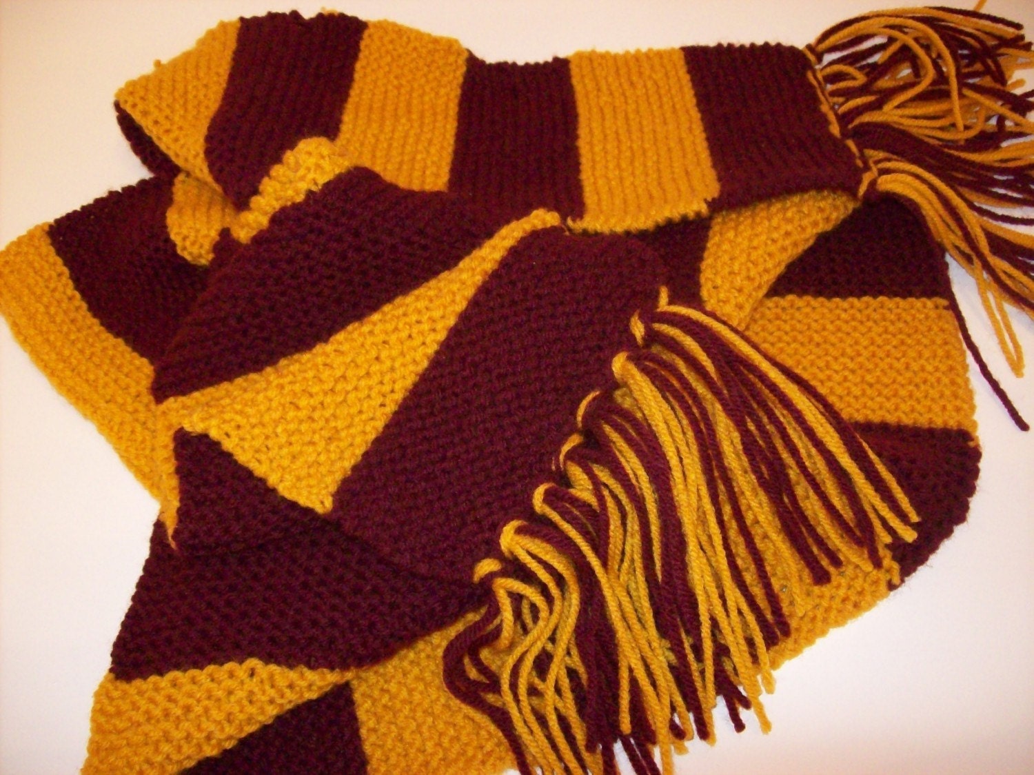 Gryffindor house scarf - first edition