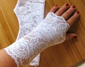 Wedding English Tea Party or Mori Girl Urban Chic Outdoor action White Lace Fingerless Gloves Arm Warmers