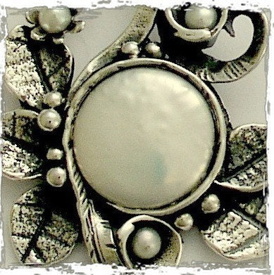 Leaf pendant - Sterling silver leaves with coin pearl botanical necklace - Crazy love.