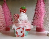 Cupcake Land Collection "Sugar Plum Village" 2011 Limited Ed. Strawberry Cottage 12 Legs Original Design/Concept Perfect Holiday GIFT Idea