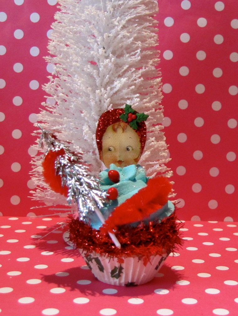 Fake Cupcake "Vintage Christmas Card Collection" Limited "Christmas Elf" Edition 12 Legs Original Holiday Decor Can Be Made Into Ornament