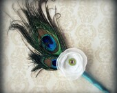 Wedding Accessory - Grooms Accessory - Wedding Boutonniere - Wedding Accessory - Wedding AccessoriesPeacock Boutonniere -Charming Eyes
