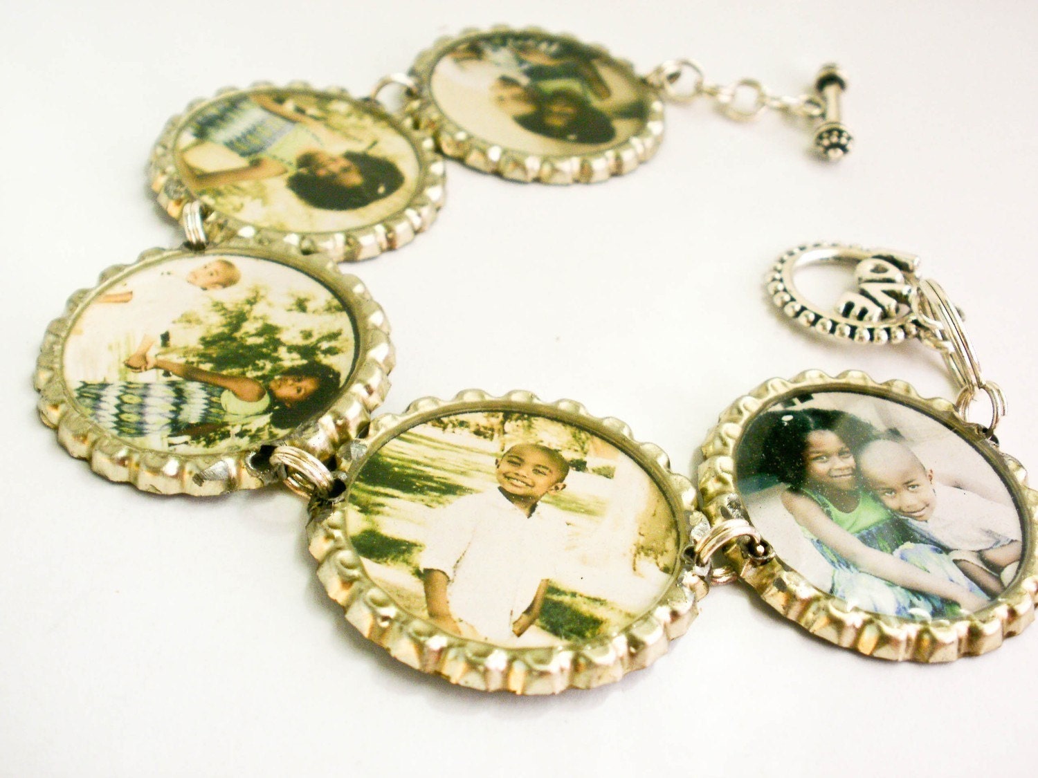 CUSTOM personalized Family Memories Photo Bottle Cap Bracelet