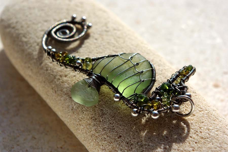 Tiny OLIVE seahorse wire wrapped seaglass pendant.