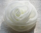 Rose hair clip, ivory chiffon, medium