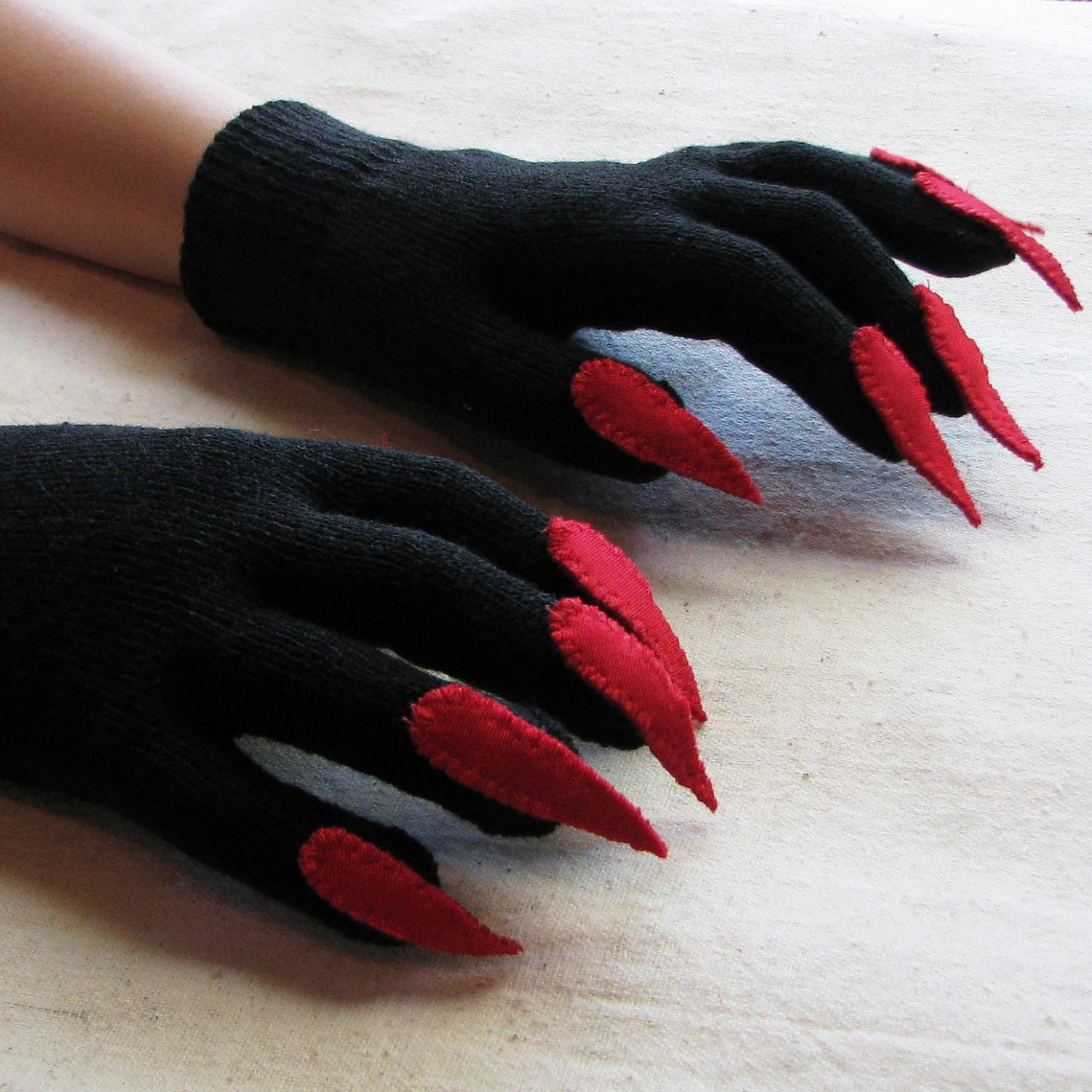 Gloves with claws, black and red, for Halloween costume or pretend play, one size stretch glove