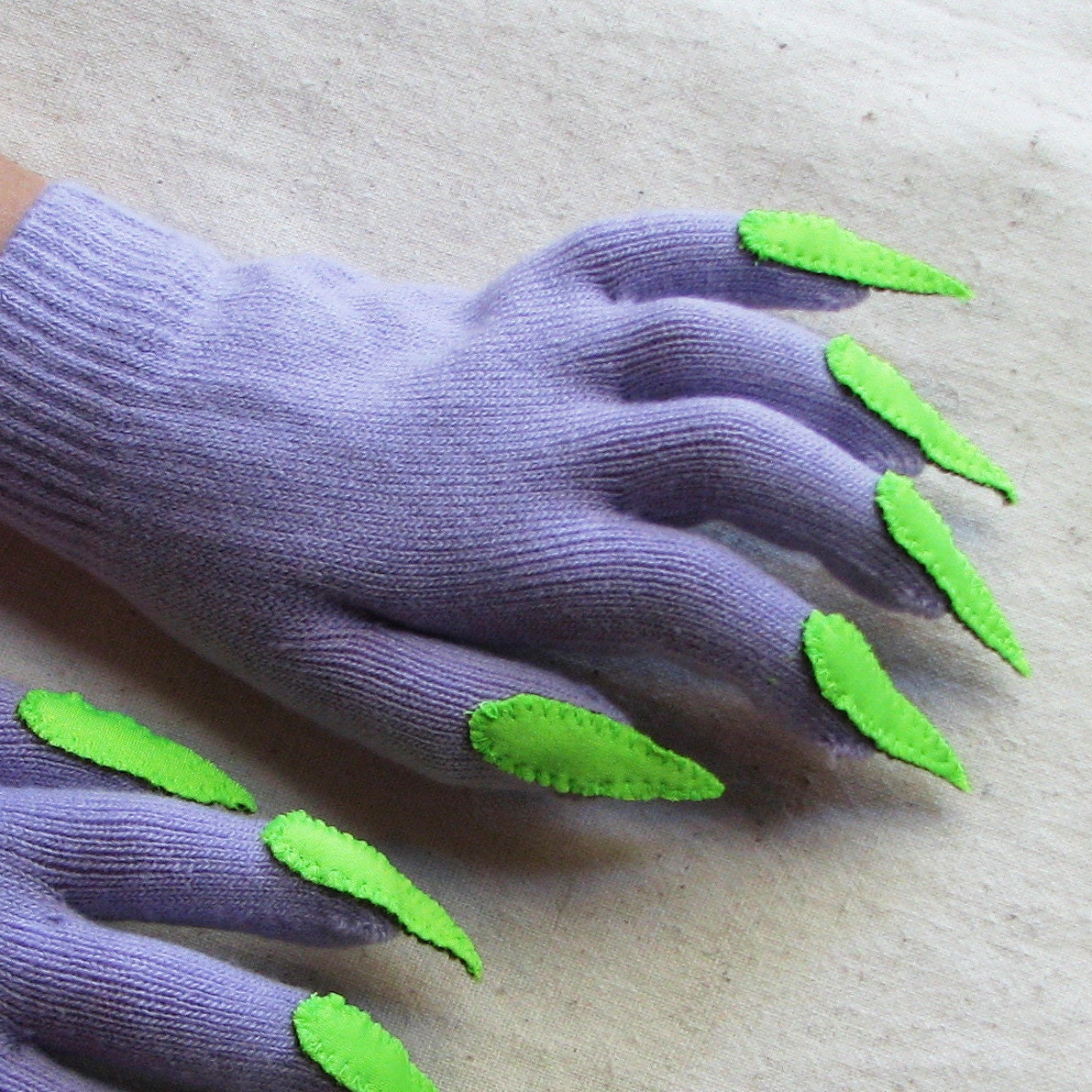 Gloves with claws, purple and green, for Halloween costume or pretend play, one size stretch glove