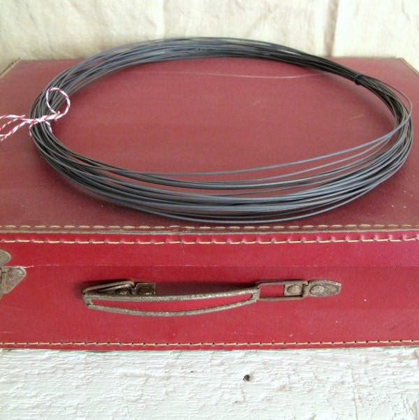 Coil of steel black  wire, nealed diameter 1.3 mm ( ga 18) for your own creation - 20 m or 65,6 ft