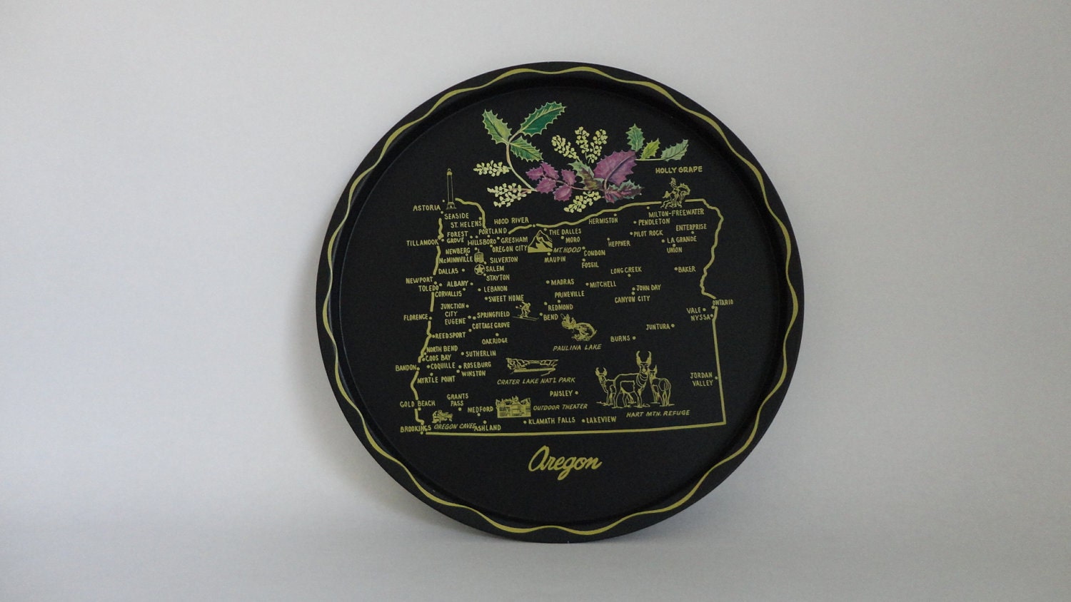 collect all 50...VINTAGE oregon TRAY for cocktails or wall hanging