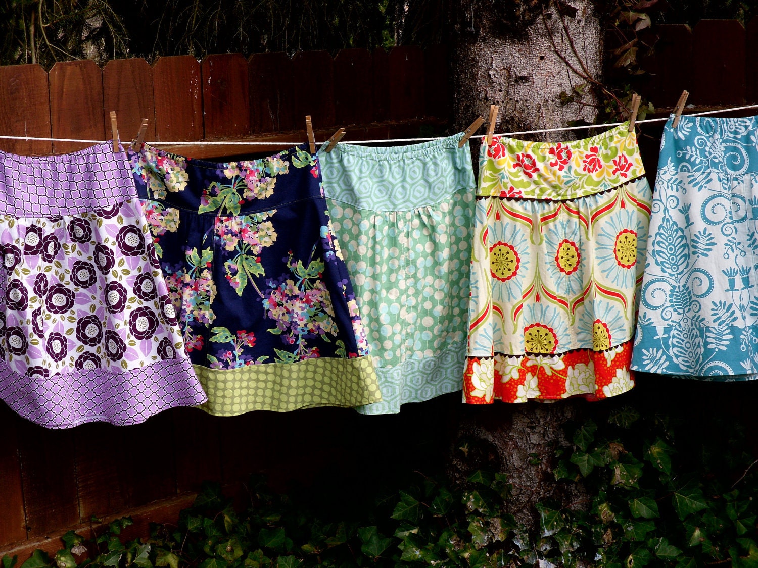CuStOm SkiRt WiTh A pOcKeT, A line skirt, Design Your Own, pick 2 or 3 different  fabrics, A line, Knee Length, sizes womens 2-22