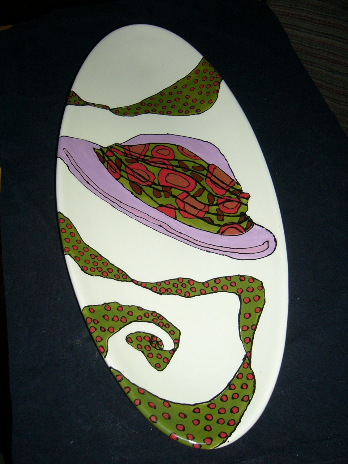Bistro Style Oval Serving Platter 'Il Fait Trop Chaud'