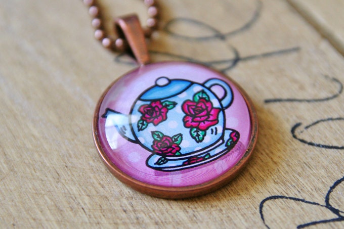 English Rose Glass Pendant - Round copper necklace with flowers and polka dots