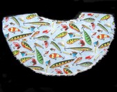 Lots of Lures - Teething Tots - Waterproof Bib - White Chenille