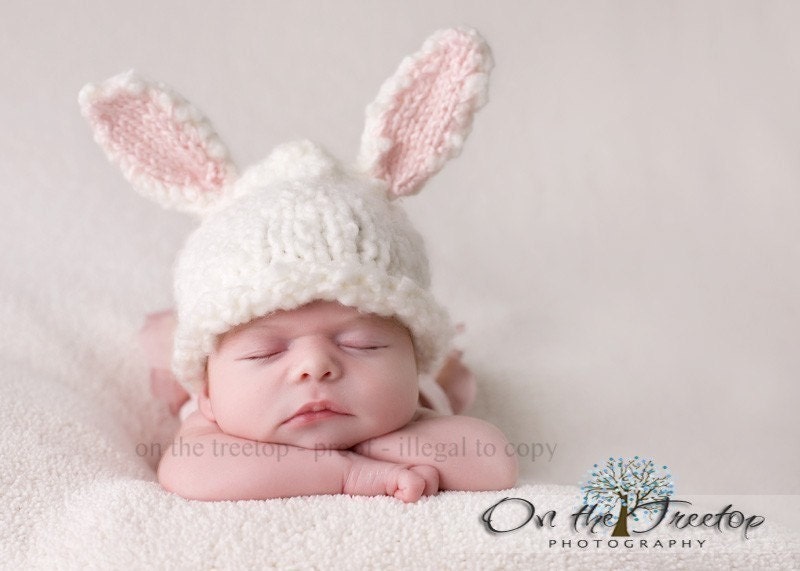 Bunny Hat and Diaper Cover SET, Bunny Hat with White and Pink Bunny Ears and Diaper Cover with Pompom Tail for Newborn - Photography Prop