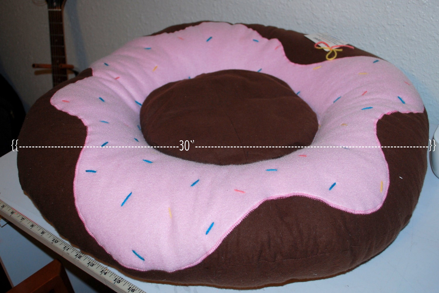 Frosted Donut Pet Bed