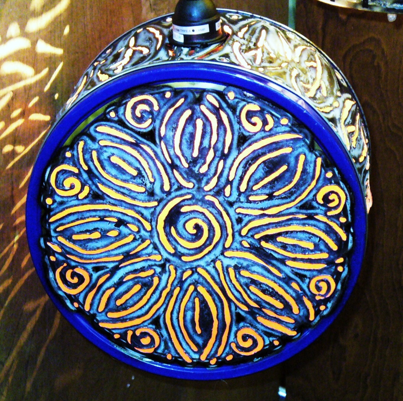 electric light cookie tin light