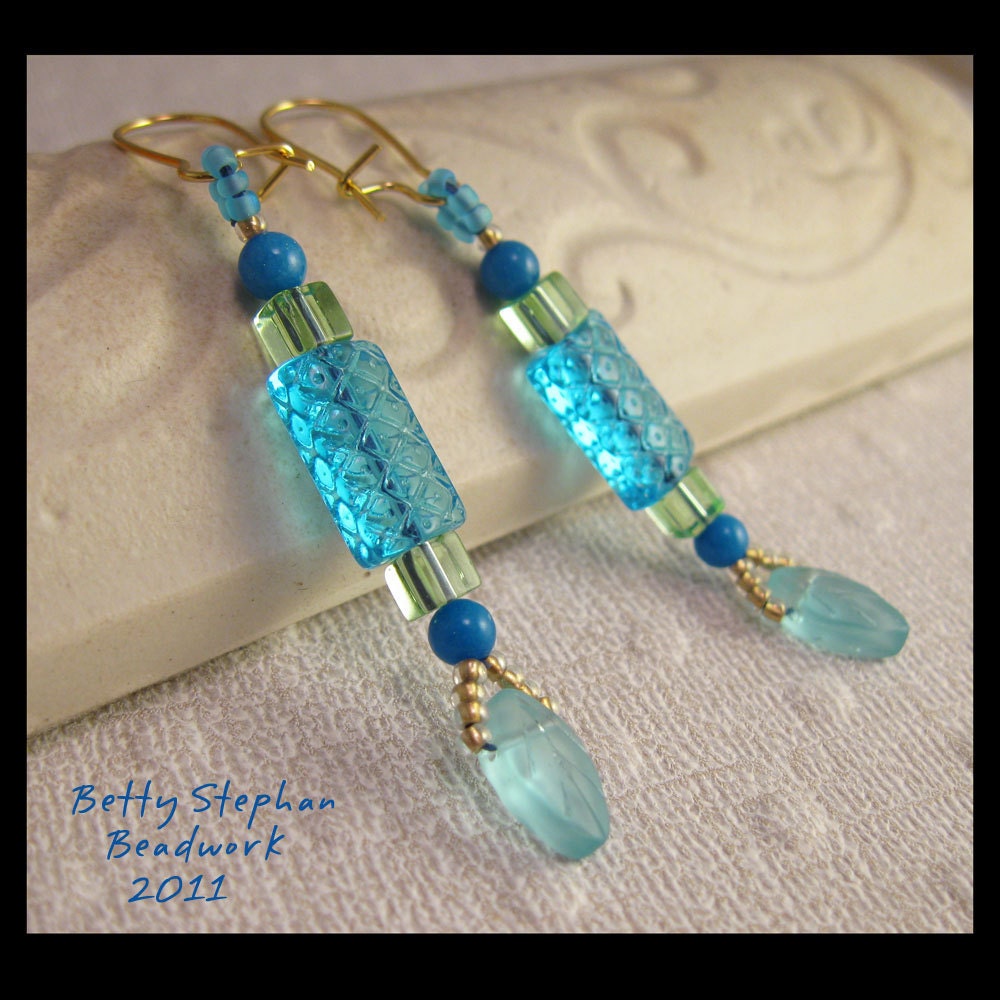 Hummingbird and Flowers earrings