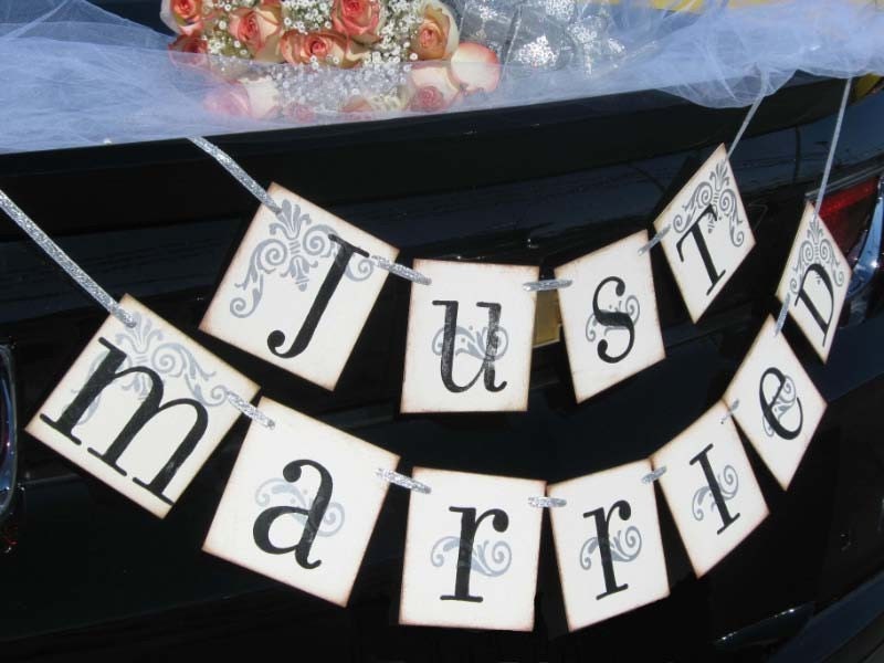 JUST MARRIED Customized colors Banner Sign Garland Il_570xn