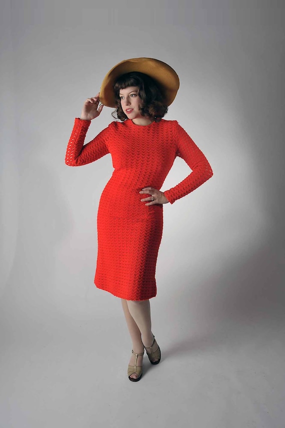 Vintage 1960s Sweater Dress // The Hot Tomato Red Dress // Autumn Fall Winter Fashion