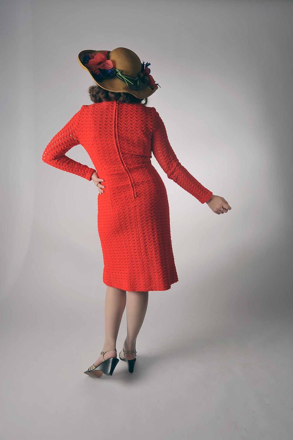 Vintage 1960s Sweater Dress // The Hot Tomato Red Dress // Autumn Fall Winter Fashion