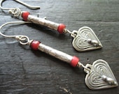 Dangling Heart Earrings