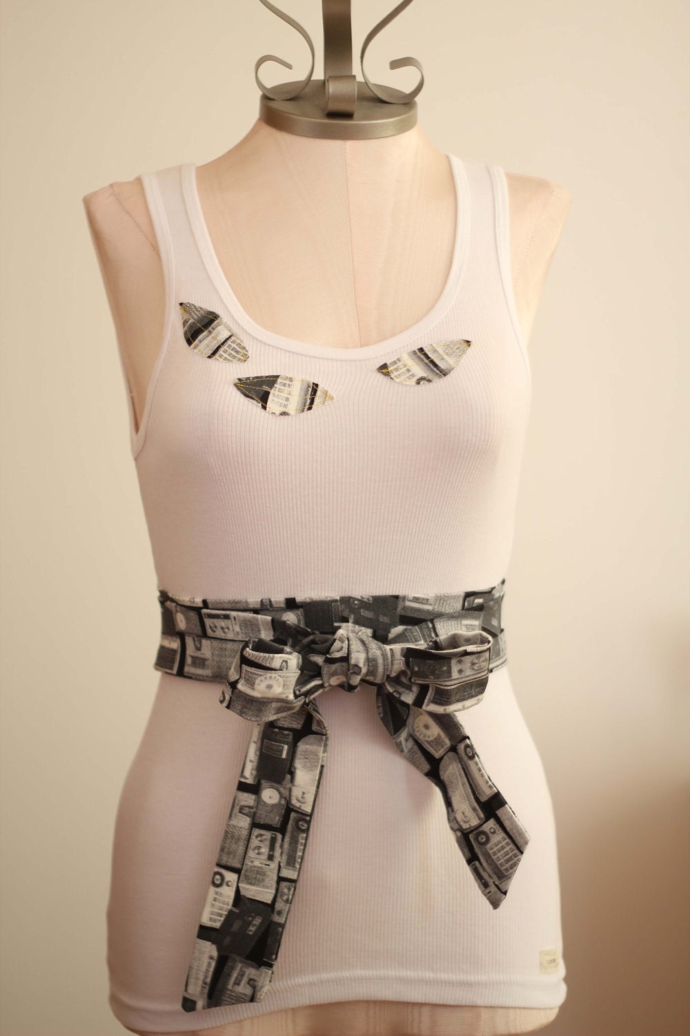 SALE Tank and Matching Obi Belt Shannon White Size Medium - Fabric with Leaf - Shaped Applique by ccdoodle on etsy