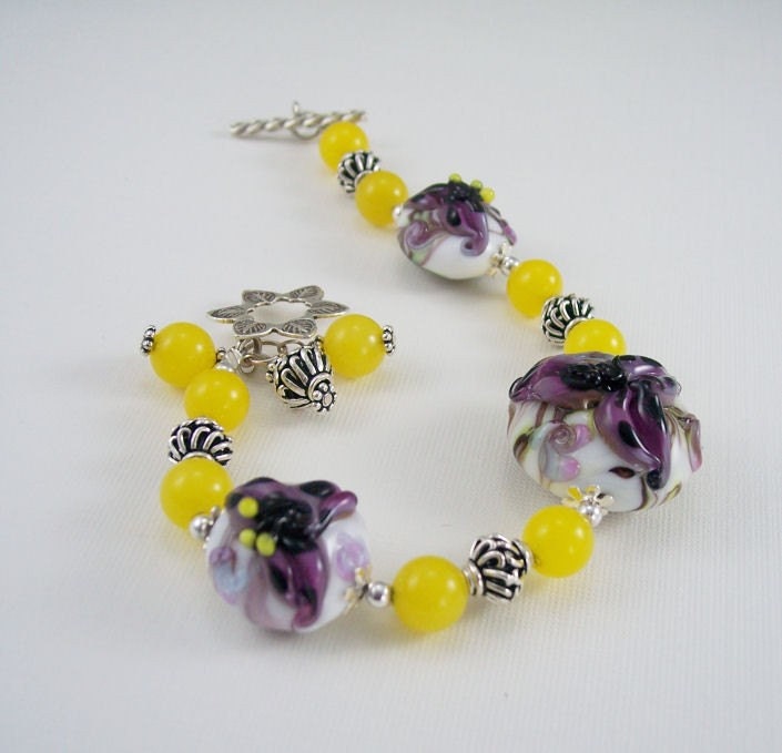 Lily Lampwork and Yellow Jade Gemstone Bracelet, BHV, SATEAM, EAS