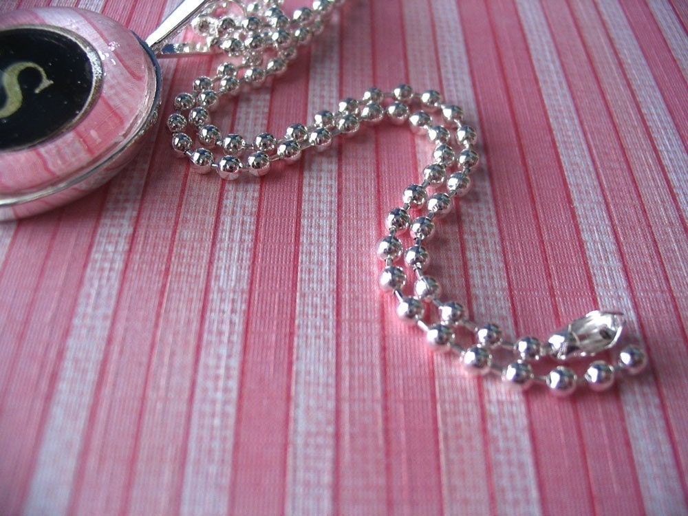 20 Shiny Silver Ball Chains. Great for pendants, Cabochons, Scrabble and Glass Tiles.