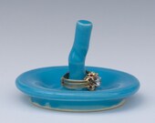 Wonky blue ring holder