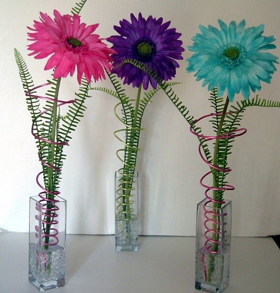 Gerbera Daisies With a Modern Flair