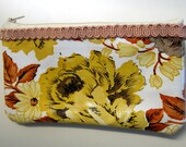 Zipper Pouch - Oilcloth - Vintage Flower Pattern