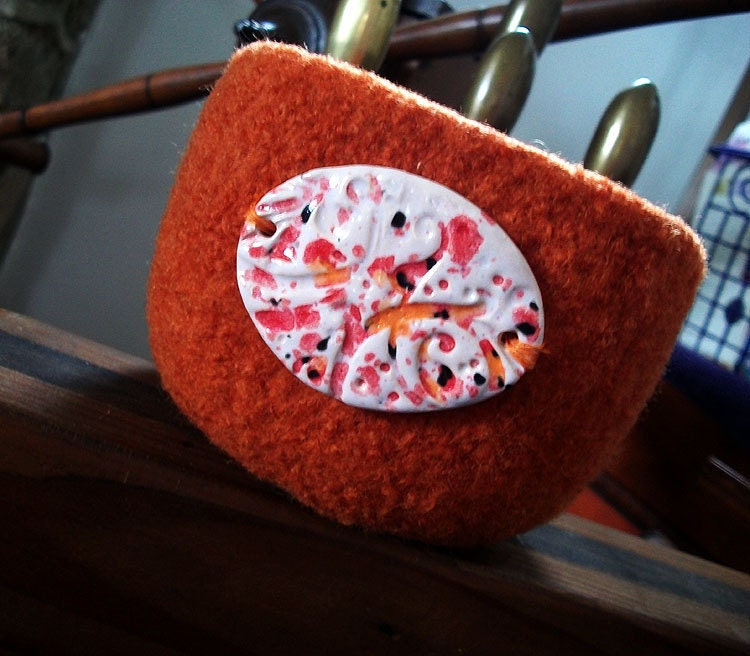 Fiesta Felted Bowls - pumpkin with badge