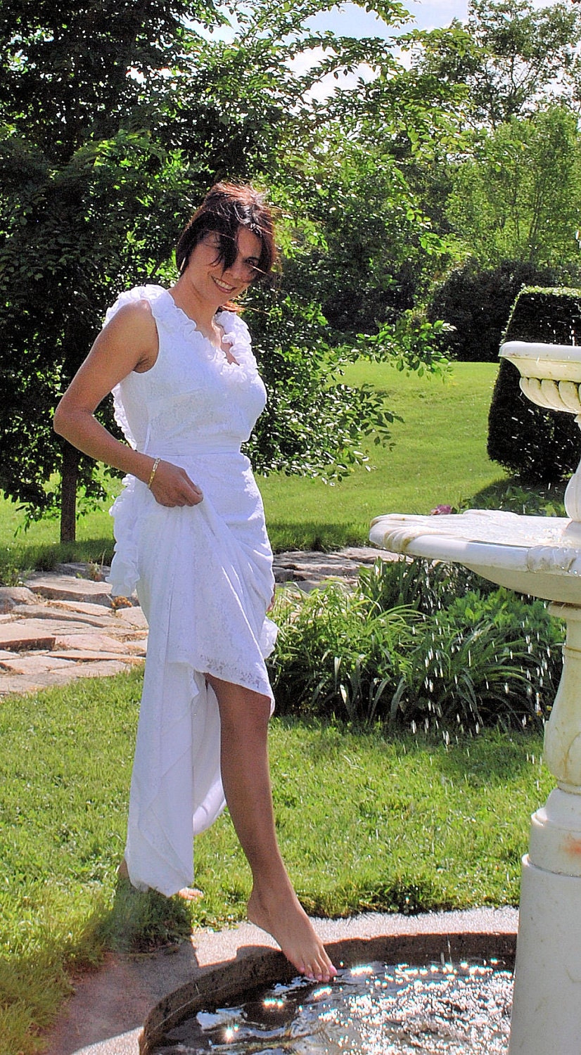 Isabelle, beach wedding, soft stretch lace, lining is a super soft cotton jersey, SIZE 4/6 IN STOCK, free shipping
