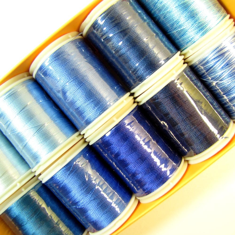 WonderFil 40 Weight Rayon Blue Thread Pack