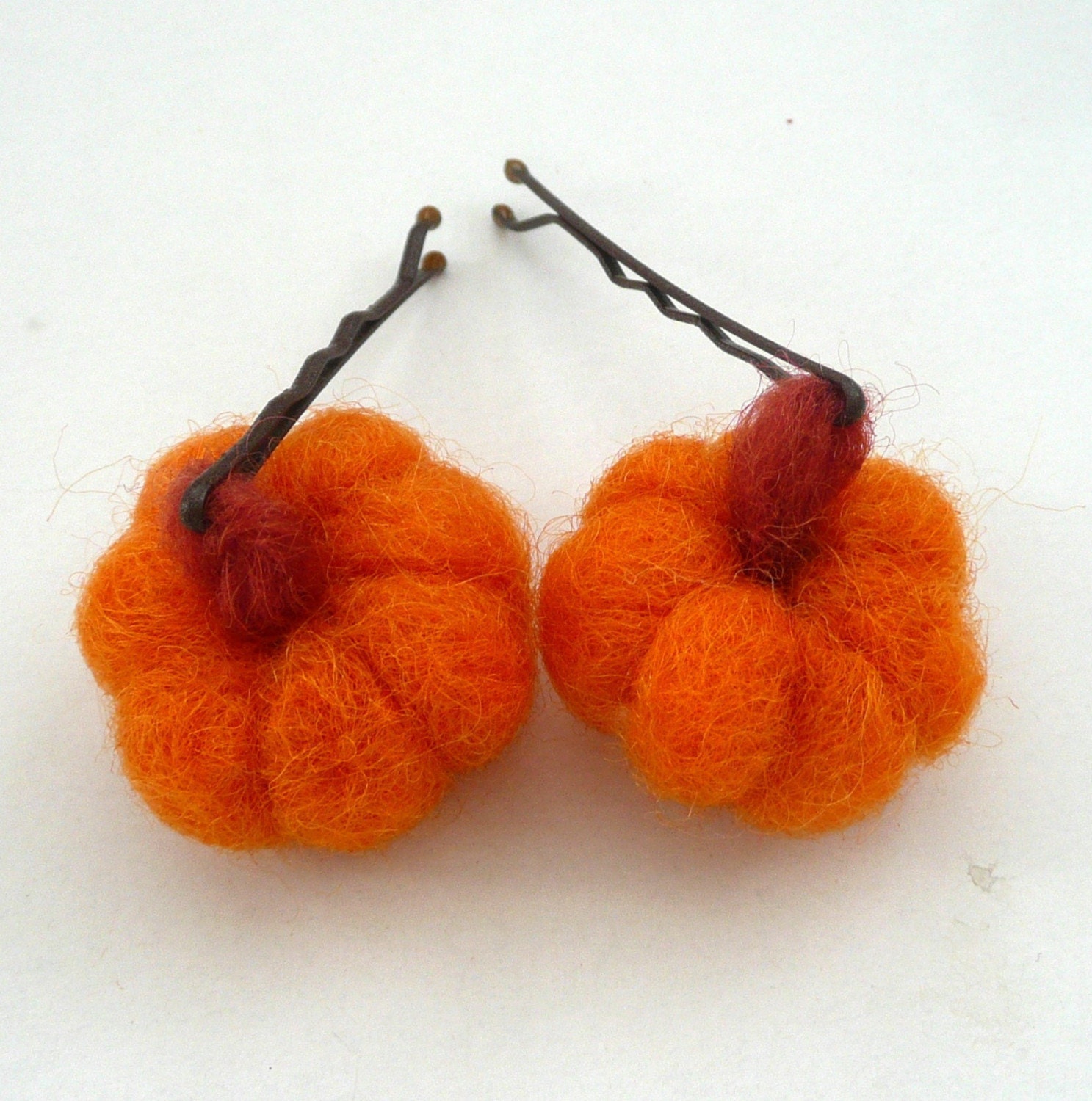Hair clips felted Pumpkin wool for girl handmade gift Birthday autumn fall orange Halloween children eco friendly