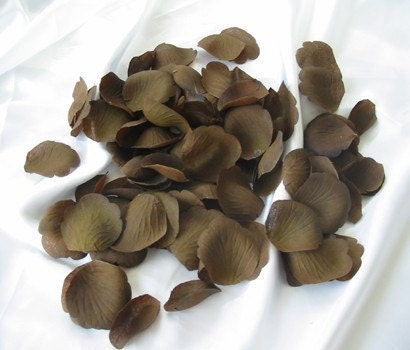 100 chocolate brown artificial silk Rose Petals for Wedding Decorations Centerpieces