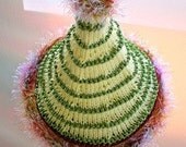 HOLIDAY HAT WITH A GLITTER GLOW.