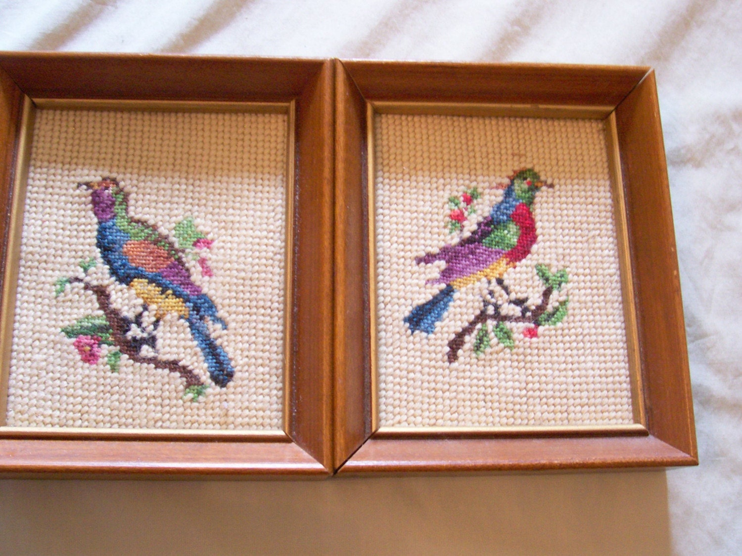 Set of 4 Embroidered Bird Pictures