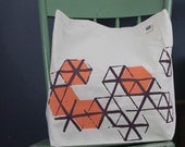 Hexagon print recycled cotton tote bag peach and plum