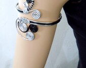 Striped Adjustable Arm Band