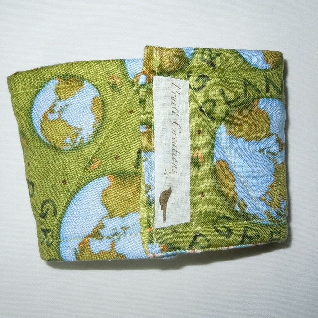 Coffee Cuff Green Planet print reversible insulated cotton sleeve - PruittCreations