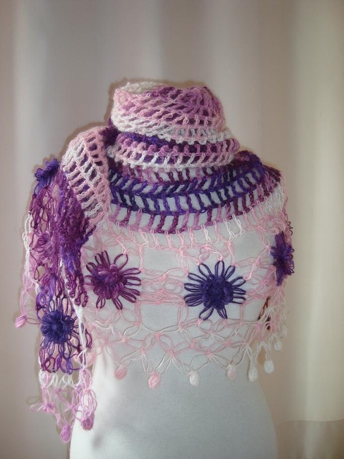 Degrade Purple and Pink Mohair  Daisy Flower Triangle Shawl - For her mom gift