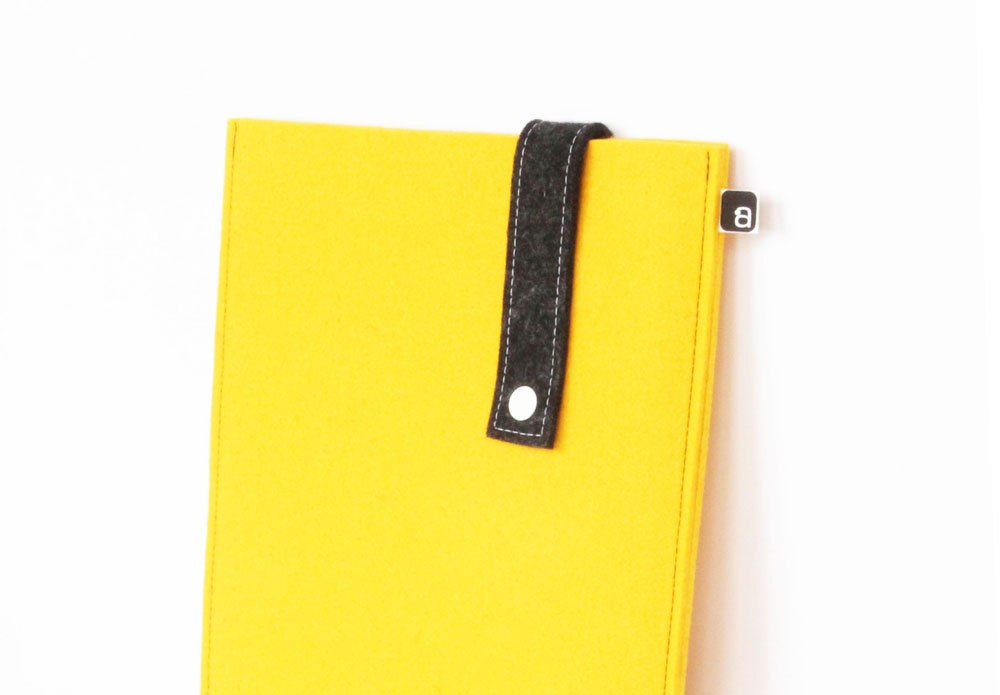 iPad case: Yellow and charcoal wool felt with white snap - for iPad 1 / iPad 2 / iPad 3
